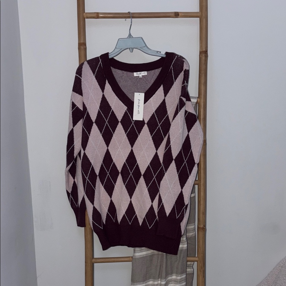 Free For All Oversized Argyle V-Neck Sweater